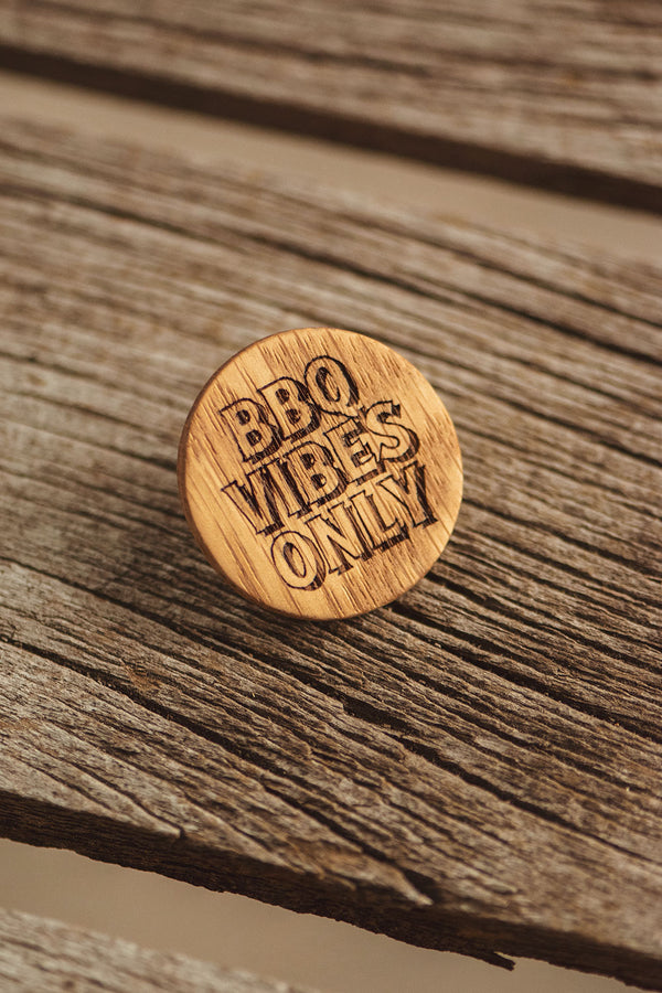 "BBQ VIBES ONLY" WOODEN PINS ウッドピンバッヂ
