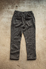 "KNIT FLEECE STRAIGHT PANTS"（ニットフリースストレートパンツ）